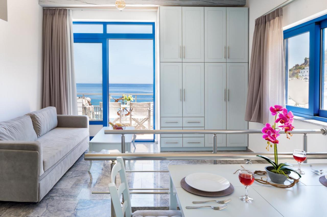 Plori - Molos Apartments Loutro Esterno foto